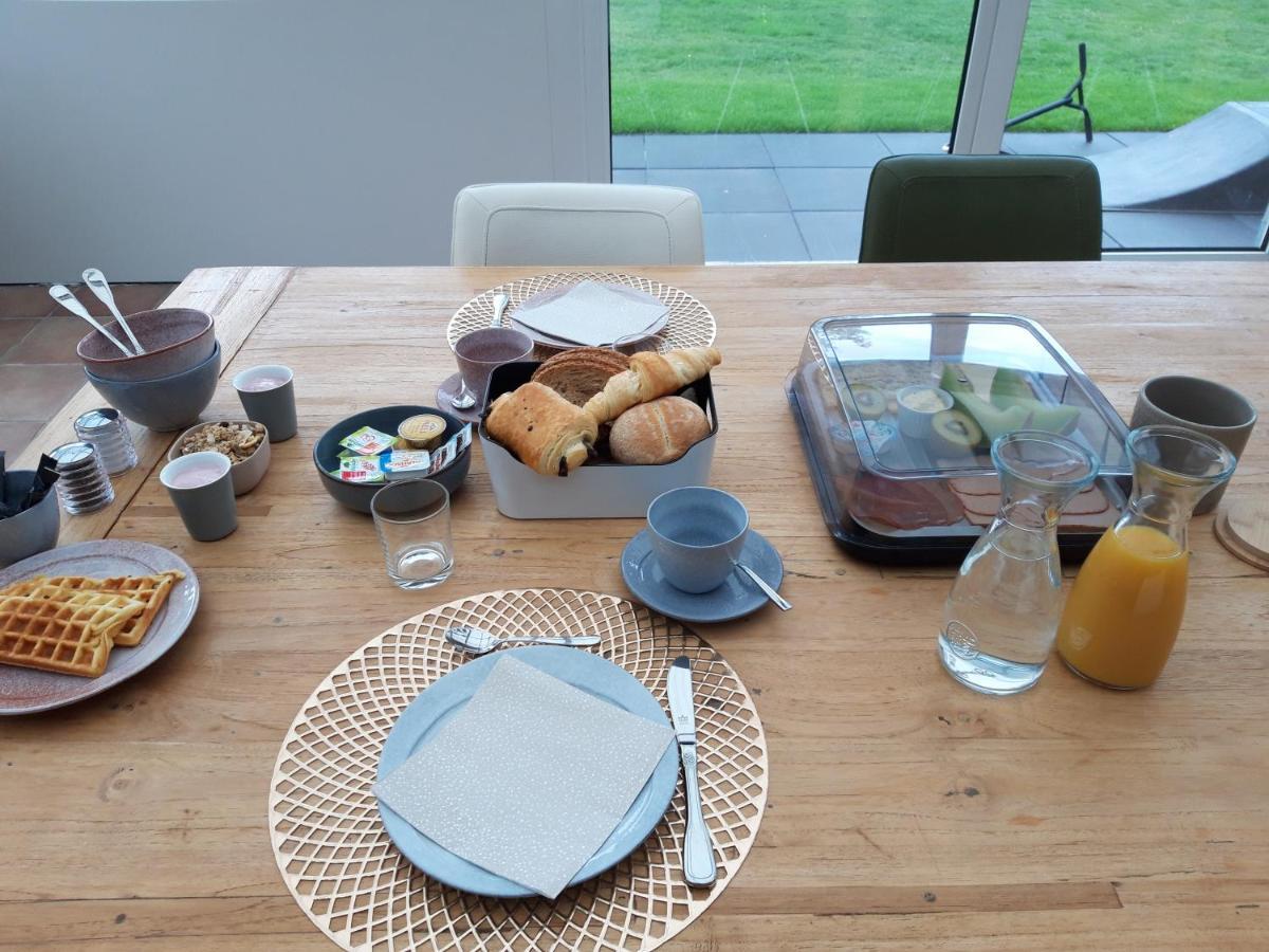 Bed and Breakfast Het Koningshofje NeerNeerpelt Esterno foto