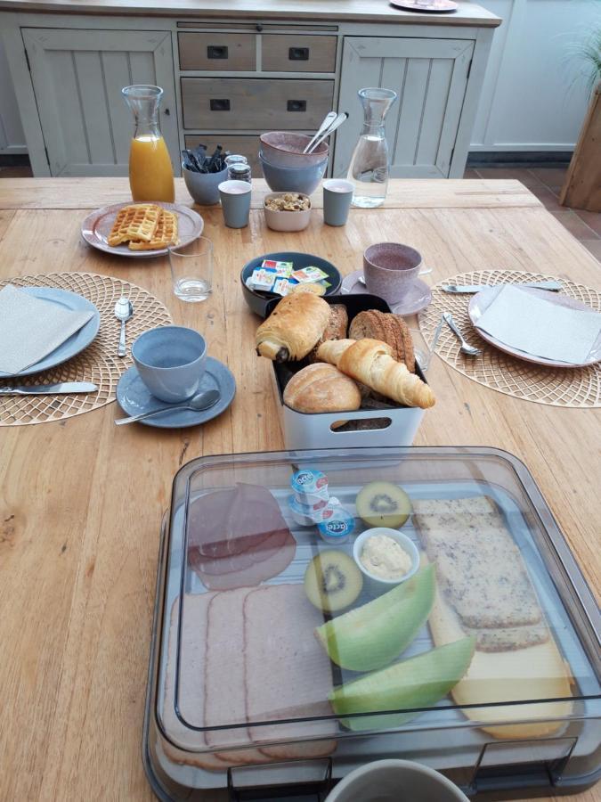 Bed and Breakfast Het Koningshofje NeerNeerpelt Esterno foto