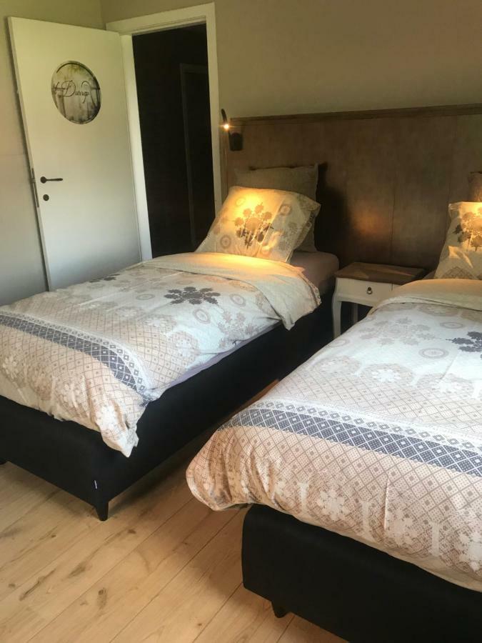 Bed and Breakfast Het Koningshofje NeerNeerpelt Esterno foto